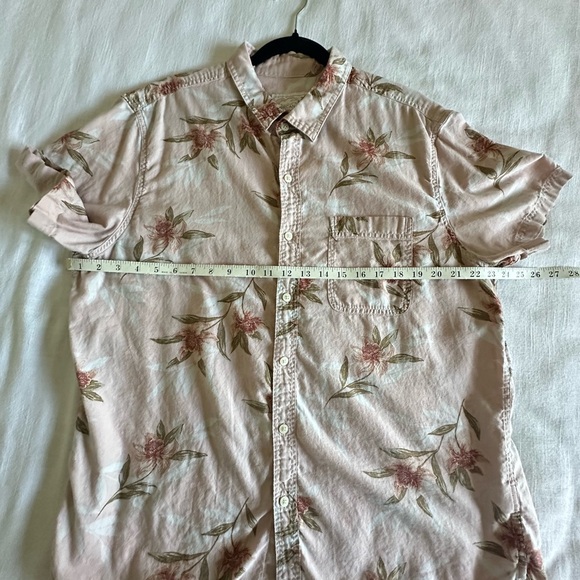 American Eagle Mens XL Shirt Pink Cotton Linen Short Sleeve Button Floral - Picture 4 of 9
